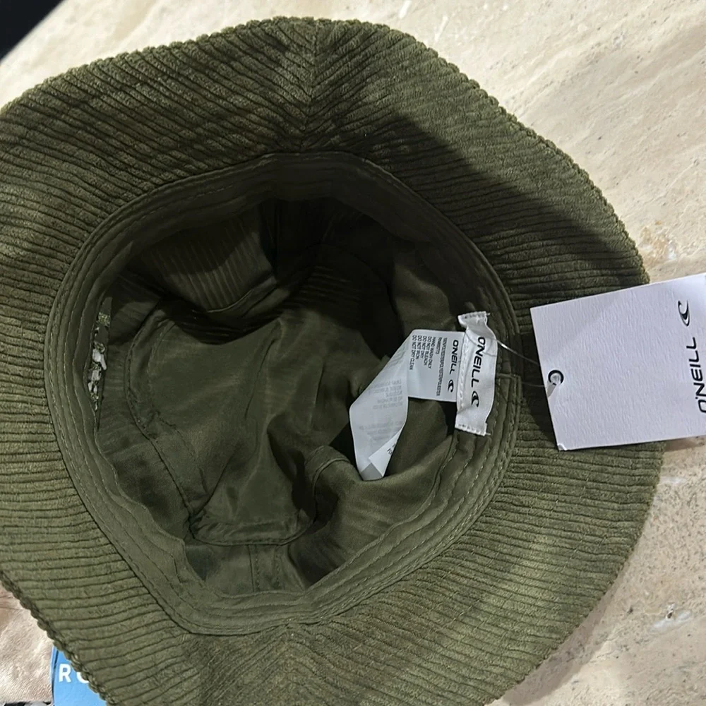 O’NEILL OLIVE PIPER CORD BUCKET HAT‎ NWT